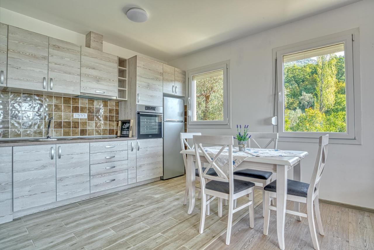 Two Bedroom House With Sea View Maj Buljarica Exteriör bild